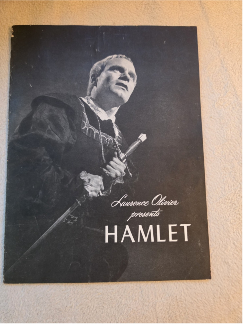 Vintage 1948 Laurence Olivier Hamlet Movie Program Booklet W/ 1949 Ticket Stub &